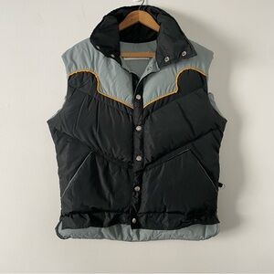 Obermeyer Vintage Gray and Black Goose Down Puffer Vest Medium